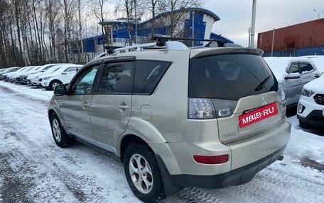 Mitsubishi Outlander III рестайлинг 3, 2008 год, 600 000 рублей, 6 фотография