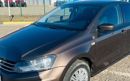 Volkswagen Polo VI (EU Market), 2017 год, 1 360 000 рублей, 2 фотография