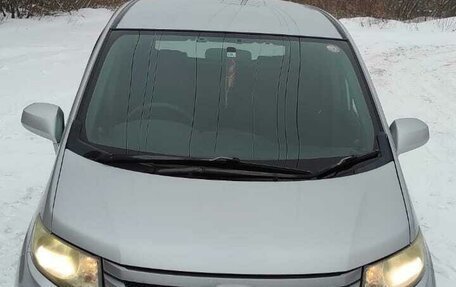 Honda Freed I, 2010 год, 1 300 000 рублей, 2 фотография