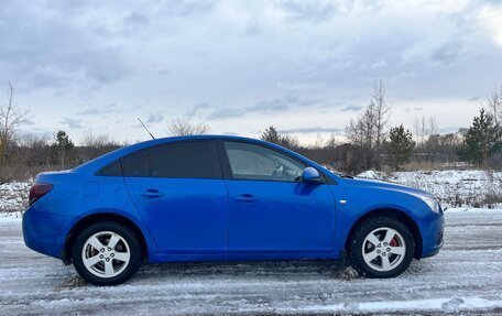 Chevrolet Cruze II, 2011 год, 829 000 рублей, 3 фотография