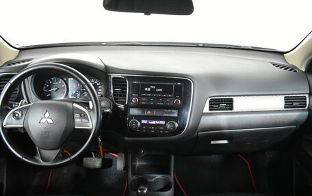 Mitsubishi Outlander III рестайлинг 3, 2012 год, 1 129 000 рублей, 7 фотография