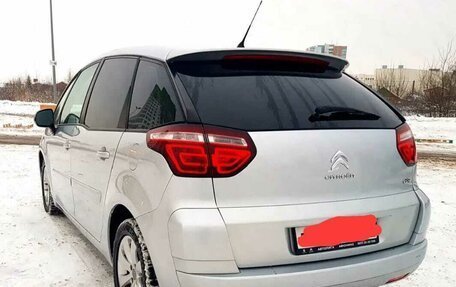 Citroen C4 Picasso II рестайлинг, 2011 год, 620 000 рублей, 4 фотография