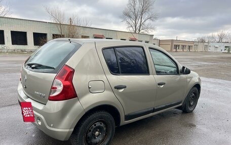 Renault Logan I, 2010 год, 700 000 рублей, 2 фотография