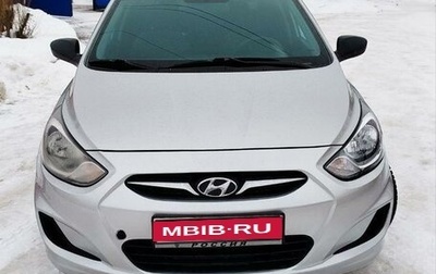 Hyundai Solaris II рестайлинг, 2014 год, 700 000 рублей, 1 фотография