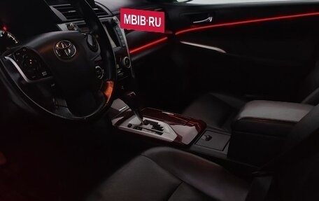 Toyota Camry, 2013 год, 1 900 000 рублей, 6 фотография