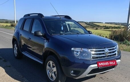 Renault Duster I рестайлинг, 2013 год, 996 000 рублей, 2 фотография