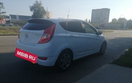 Hyundai Solaris II рестайлинг, 2014 год, 1 080 000 рублей, 4 фотография