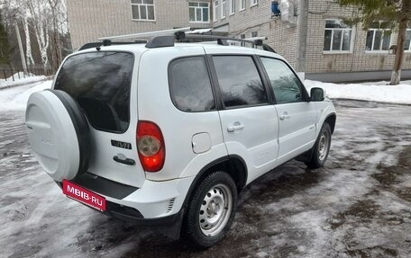 Chevrolet Niva I рестайлинг, 2013 год, 440 000 рублей, 2 фотография