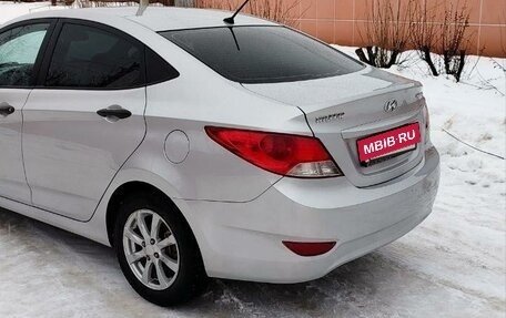 Hyundai Solaris II рестайлинг, 2014 год, 700 000 рублей, 7 фотография