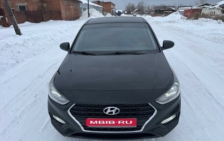 Hyundai Solaris II рестайлинг, 2019 год, 1 450 000 рублей, 1 фотография