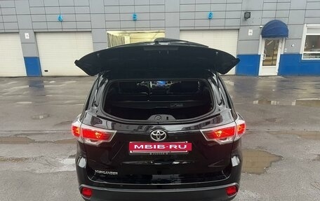 Toyota Highlander III, 2014 год, 3 550 000 рублей, 9 фотография