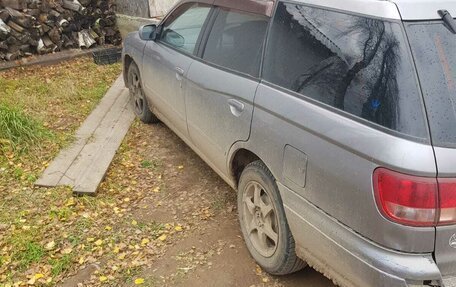 Nissan Avenir II, 2000 год, 255 000 рублей, 2 фотография