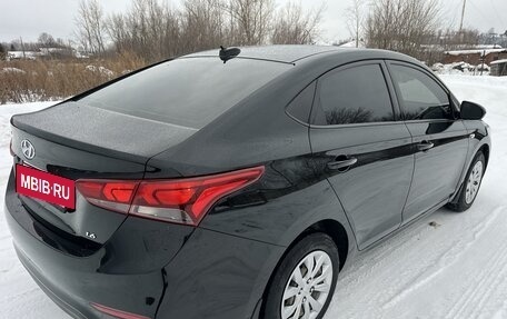 Hyundai Solaris II рестайлинг, 2019 год, 1 450 000 рублей, 8 фотография