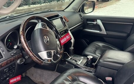 Toyota Land Cruiser 200, 2013 год, 3 700 000 рублей, 12 фотография