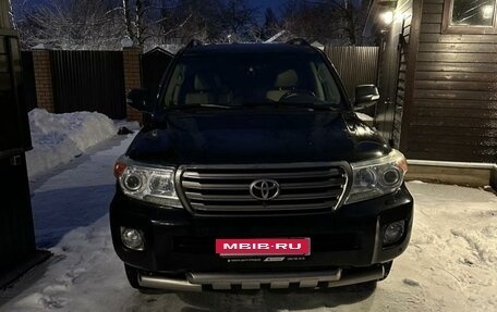 Toyota Land Cruiser 200, 2013 год, 4 500 000 рублей, 3 фотография