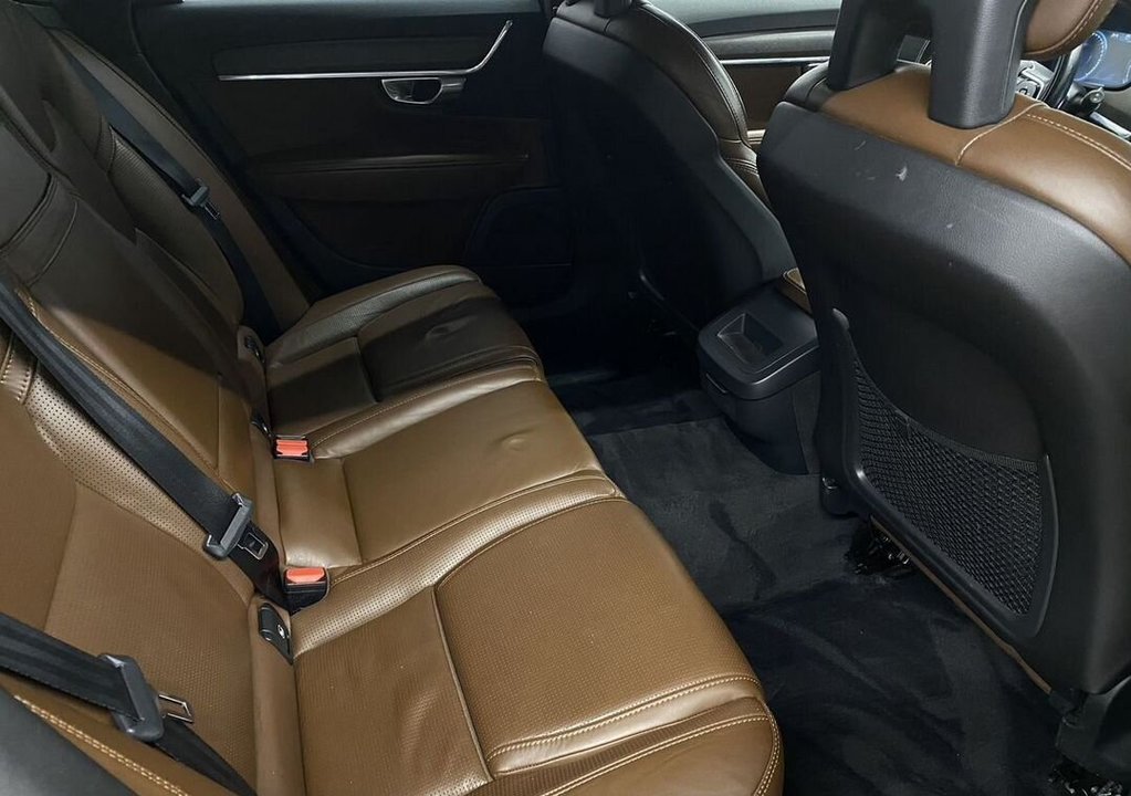 Volvo V90 Cross Country, 2017 год, 3 245 000 рублей, 12 фотография