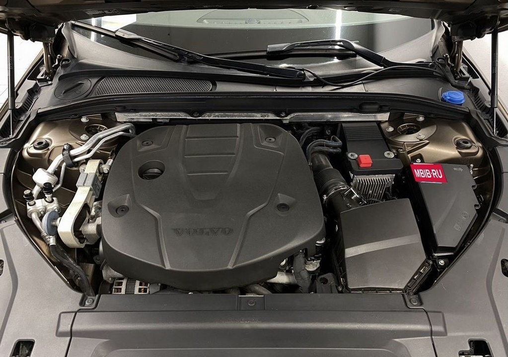 Volvo V90 Cross Country, 2017 год, 3 245 000 рублей, 25 фотография