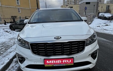 KIA Carnival III, 2019 год, 3 950 000 рублей, 1 фотография