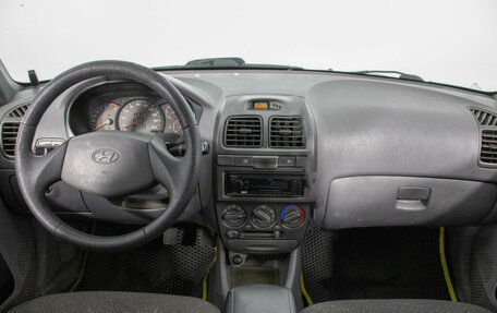 Hyundai Accent II, 2004 год, 260 000 рублей, 11 фотография