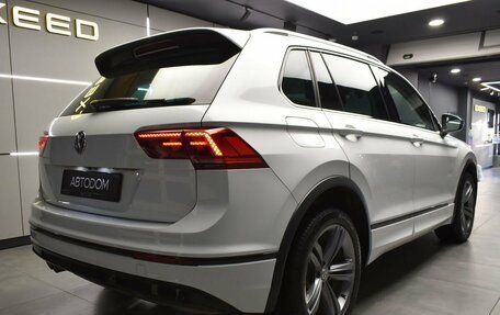 Volkswagen Tiguan II, 2018 год, 2 499 000 рублей, 8 фотография