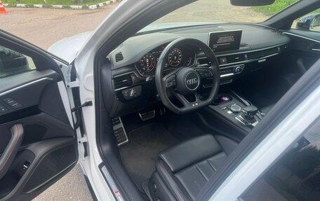 Audi A4, 2017 год, 3 200 000 рублей, 21 фотография