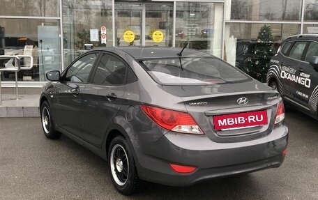 Hyundai Solaris II рестайлинг, 2012 год, 717 000 рублей, 7 фотография