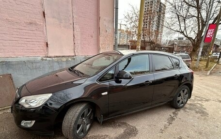 Opel Astra J, 2011 год, 790 000 рублей, 4 фотография