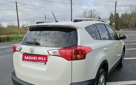 Toyota RAV4, 2013 год, 2 300 000 рублей, 4 фотография