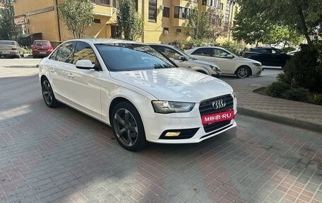 Audi A4, 2012 год, 1 420 000 рублей, 2 фотография