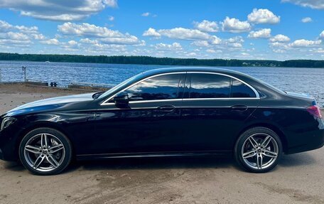 Mercedes-Benz E-Класс, 2019 год, 3 400 000 рублей, 7 фотография