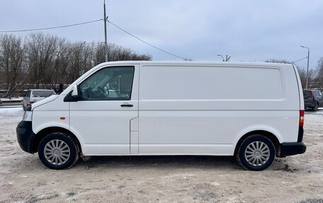 Volkswagen Transporter T5 рестайлинг, 2006 год, 1 050 000 рублей, 4 фотография