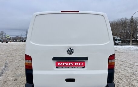 Volkswagen Transporter T5 рестайлинг, 2006 год, 1 050 000 рублей, 6 фотография