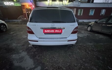 Mercedes-Benz R-Класс, 2011 год, 1 615 000 рублей, 9 фотография