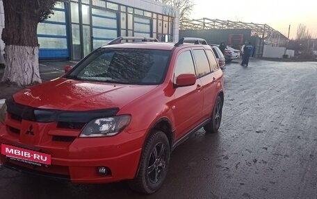 Mitsubishi Outlander III рестайлинг 3, 2002 год, 540 000 рублей, 2 фотография