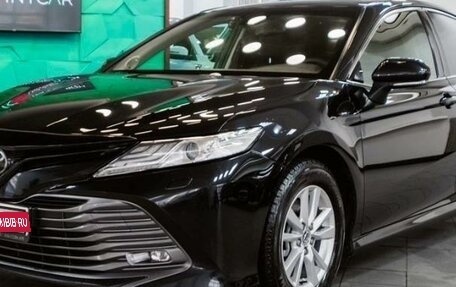 Toyota Camry, 2019 год, 3 230 000 рублей, 1 фотография