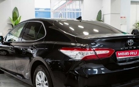 Toyota Camry, 2019 год, 3 230 000 рублей, 2 фотография