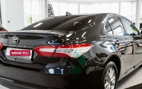 Toyota Camry, 2019 год, 3 230 000 рублей, 3 фотография