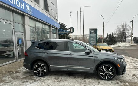 Volkswagen Tiguan II, 2021 год, 4 850 000 рублей, 3 фотография