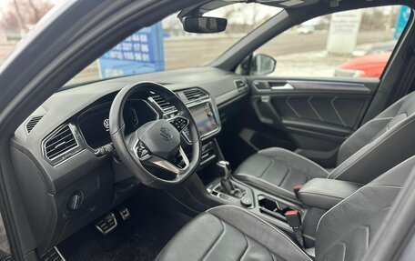 Volkswagen Tiguan II, 2021 год, 4 850 000 рублей, 10 фотография