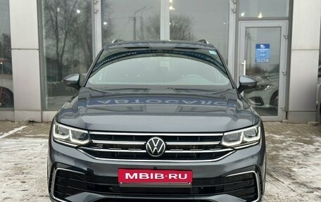 Volkswagen Tiguan II, 2021 год, 4 850 000 рублей, 7 фотография