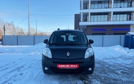 Renault Kangoo II рестайлинг, 2013 год, 1 060 000 рублей, 2 фотография