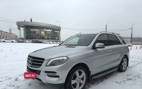 Mercedes-Benz M-Класс, 2012 год, 2 730 000 рублей, 3 фотография