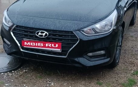 Hyundai Solaris II рестайлинг, 2018 год, 1 290 000 рублей, 2 фотография