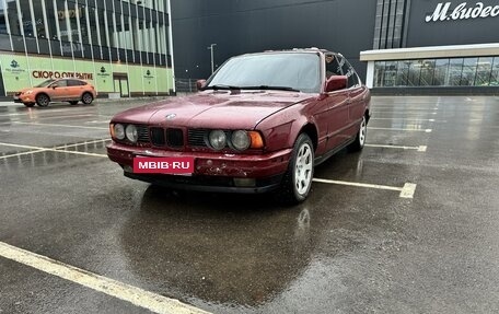 BMW 5 серия, 1989 год, 310 000 рублей, 1 фотография