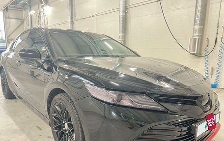 Toyota Camry, 2018 год, 2 750 000 рублей, 2 фотография