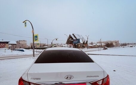 Hyundai Sonata VI, 2010 год, 1 600 000 рублей, 1 фотография