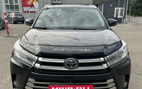 Toyota Highlander III, 2017 год, 4 333 000 рублей, 4 фотография