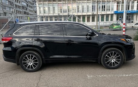 Toyota Highlander III, 2017 год, 4 333 000 рублей, 6 фотография