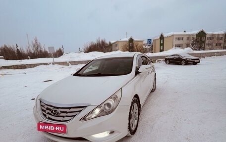 Hyundai Sonata VI, 2010 год, 1 600 000 рублей, 4 фотография