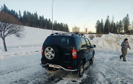 Chevrolet Niva I рестайлинг, 2012 год, 400 000 рублей, 4 фотография